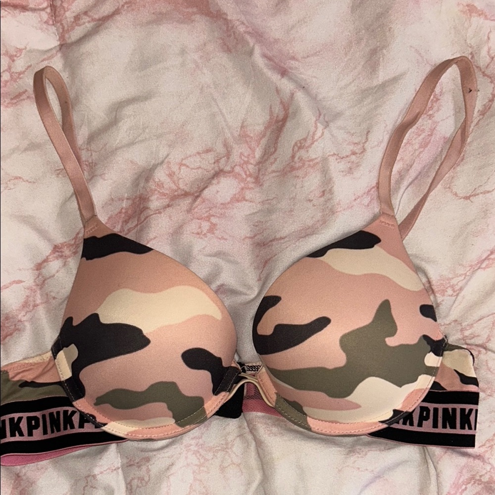 PINK Victoria's Secret Camouflage Bra